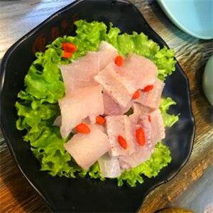 鱻魚石養(yǎng)生火鍋加盟