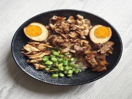 喜品鹵肉飯加盟